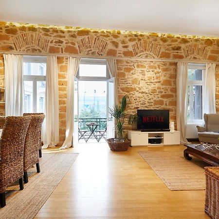 Chloe Boutique Apartments Plaka Атина Екстериор снимка