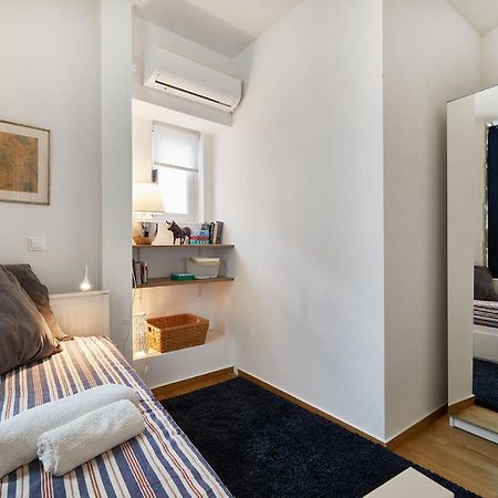 Chloe Boutique Apartments Plaka Атина Екстериор снимка