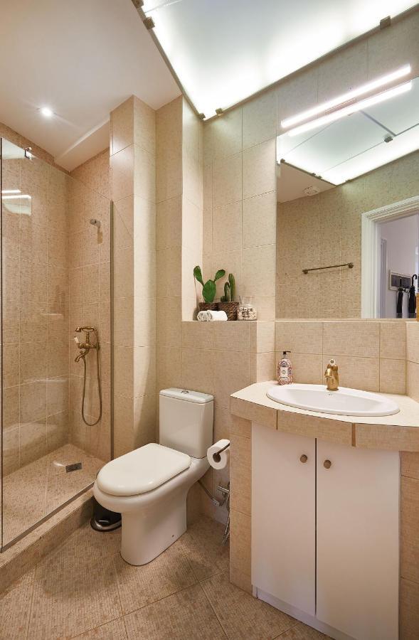 Chloe Boutique Apartments Plaka Атина Екстериор снимка